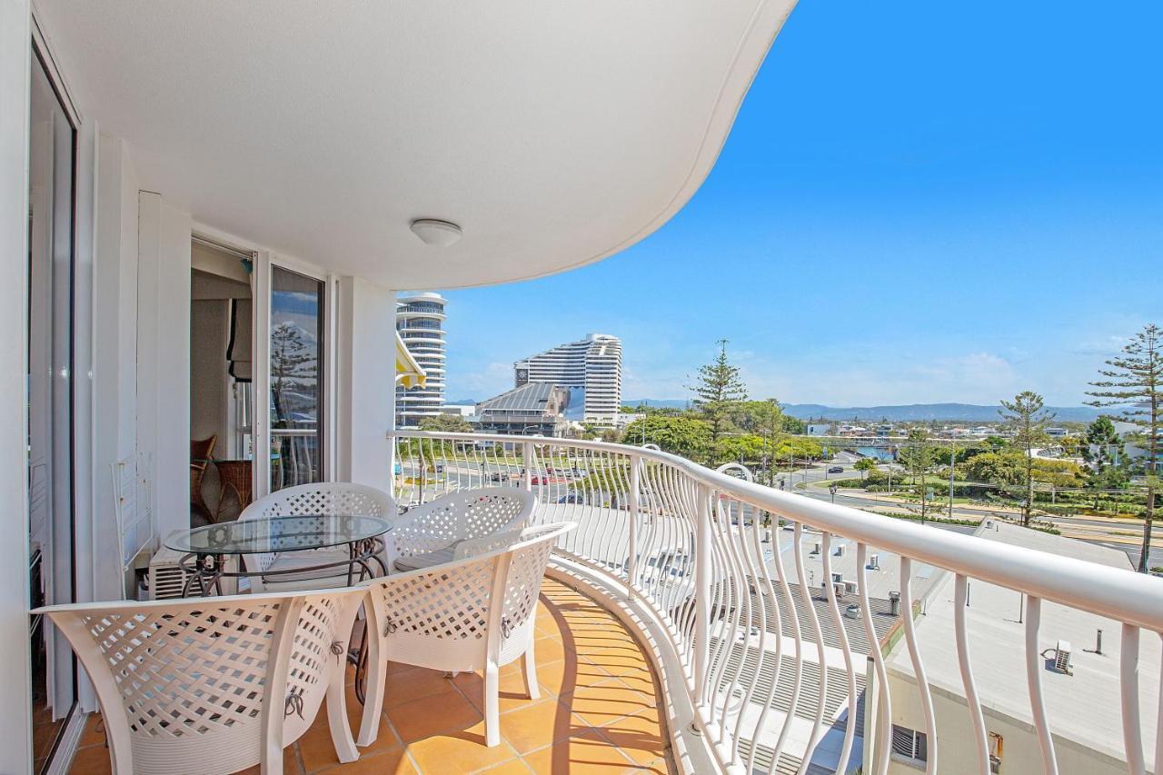 Broadbeach Gold Coast Exterior photo